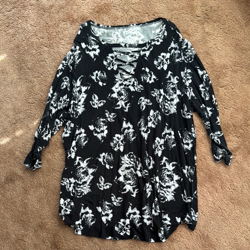 Maurices Black and Gray Floral Top